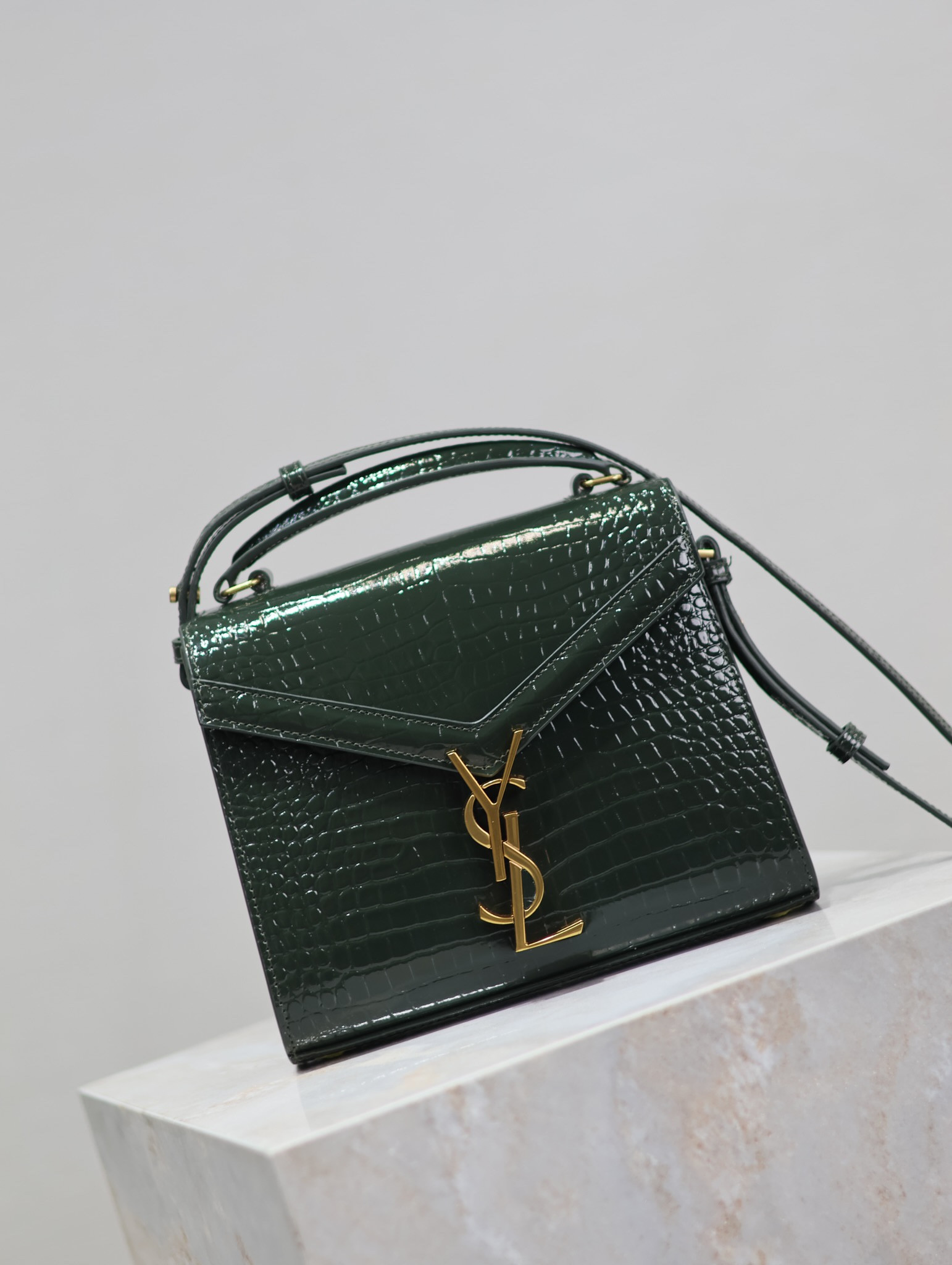 Y51 cassandra mini top handle bag 20x16x7.5cm