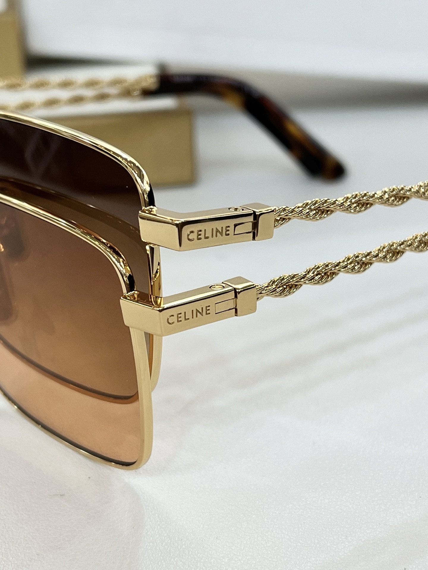 Ce1i*e Glasses CL40522 54-18-140