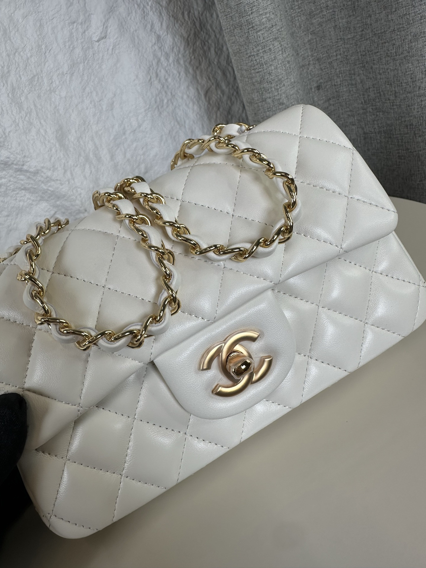 Ch**el Mini Flap Bag 20x12x6cm