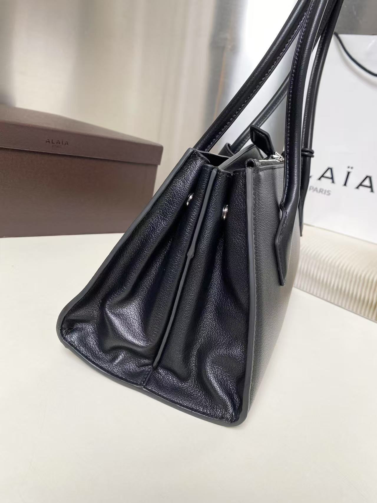 A1a1a LE TECKE Small Double-Zip Bag 32x13x15cm