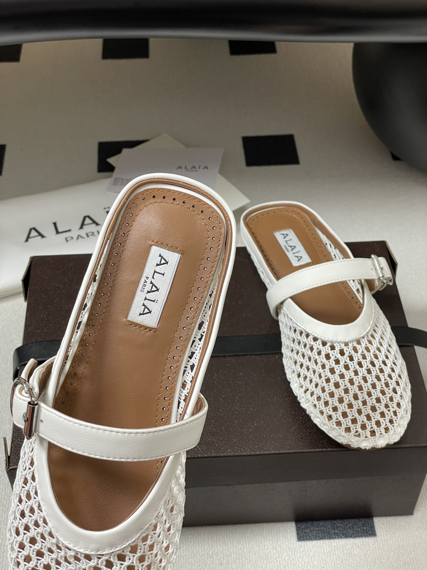ua a1a1a flat mules(cusT0mized size 7-10 days production time)
