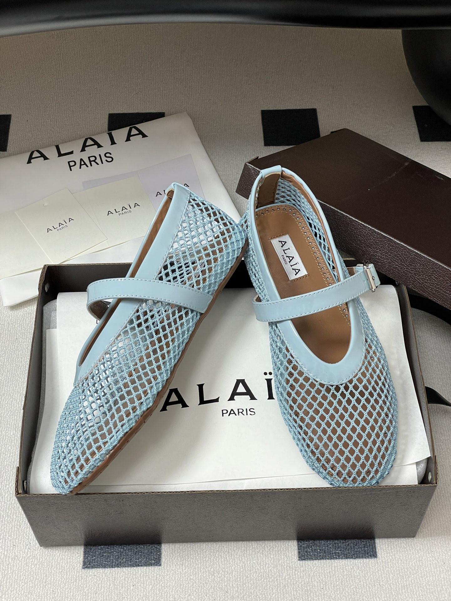 UA A1a1a BALLET FLATS IN FISHNET