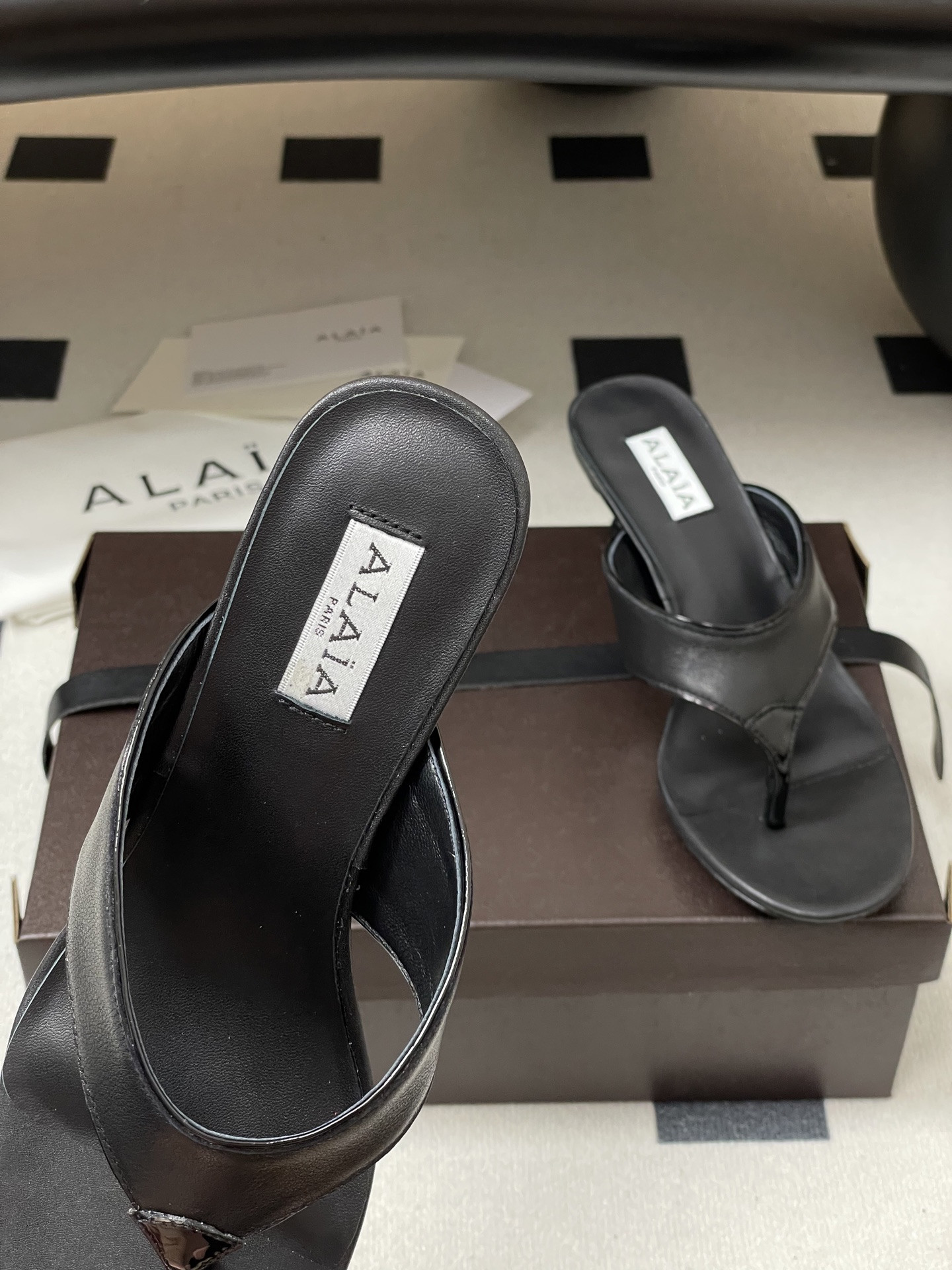 ua a1a1a triangle flat slides 5.5cm heel(cusT0mized size 7-10 days production time)