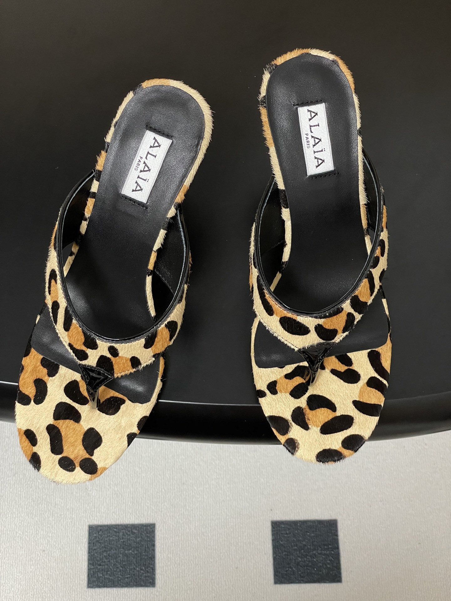 ua a1a1a triangle flat slides 9cm heel(cusT0mized size 7-10 days production time)