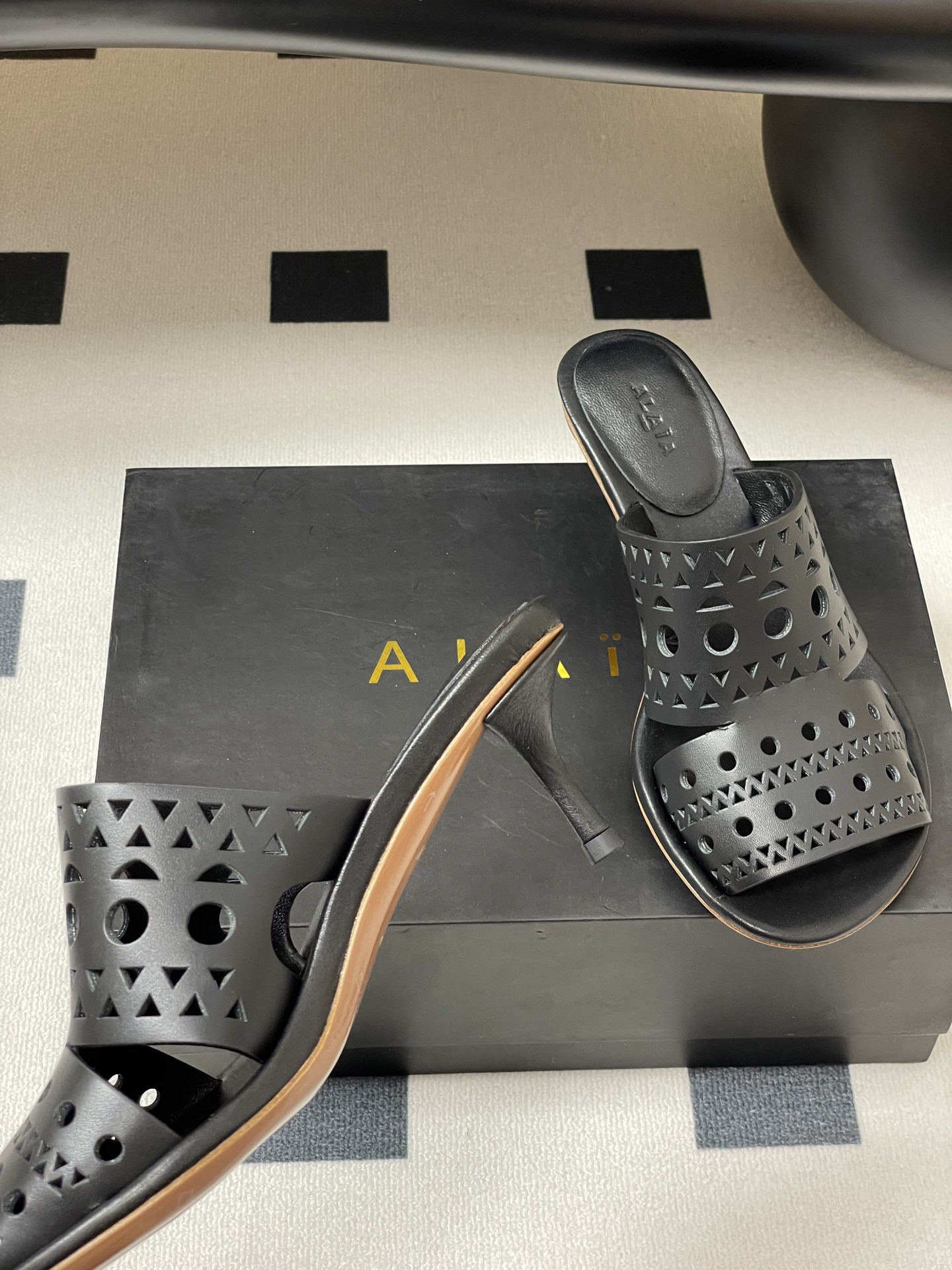 ua a1a1a heeled slippers 5.5cm heel(cusT0mized size 7-10 days production time)