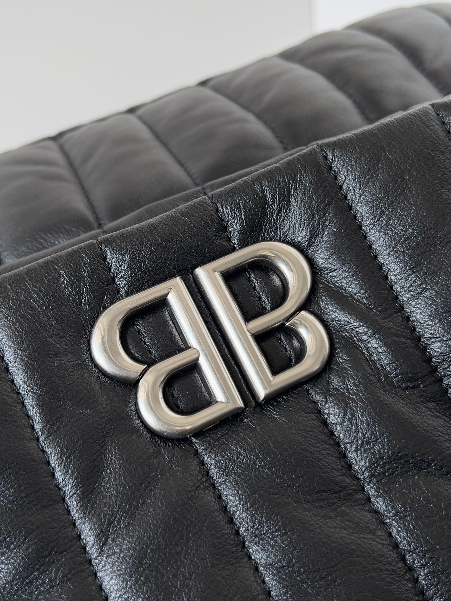 Ba1en*iaga Monaco Chain Bag Medium 32.5x22x9.9cm
