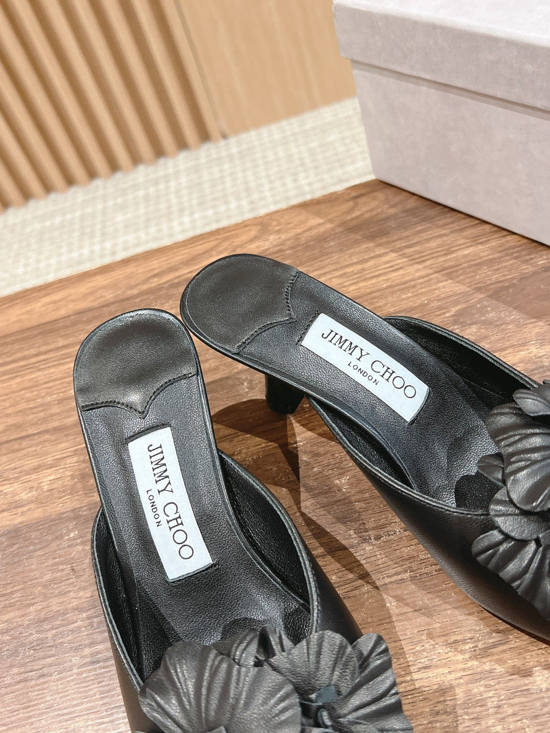 UA J1m*y Ch00 Slides 6.5cm