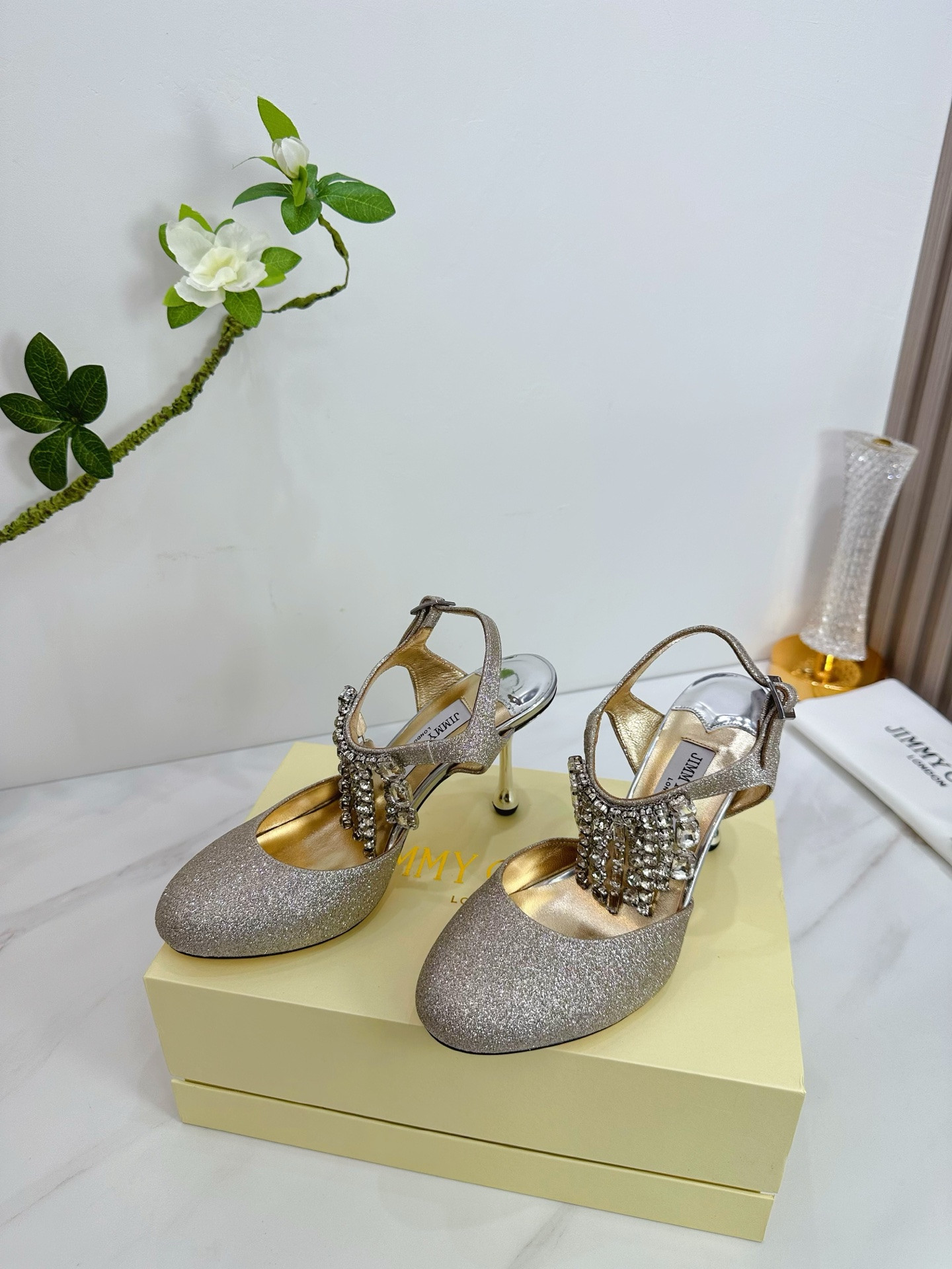 UA J1m*y Ch00 Verity Glitter Slingbacks 8.5cm