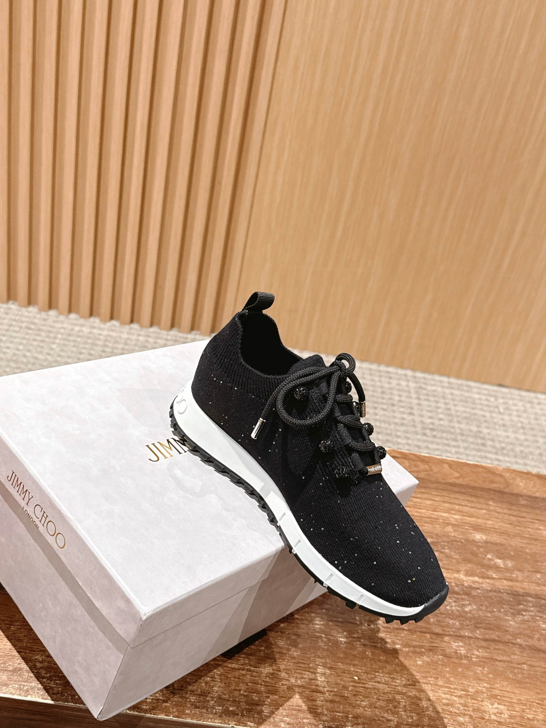 UA J1m*y Ch00 Casual Sneakers