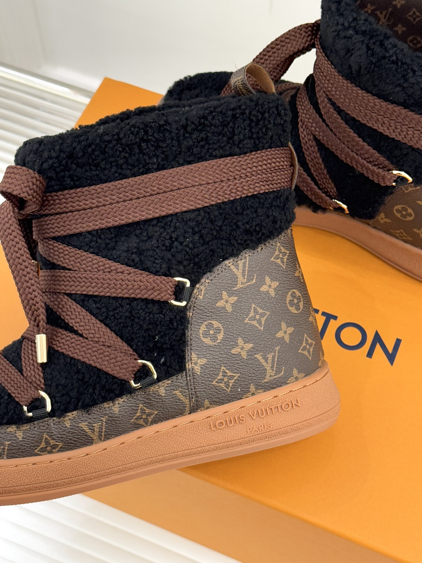 UA LV Cloud Lace-Up Ankle Boot Sneaker
