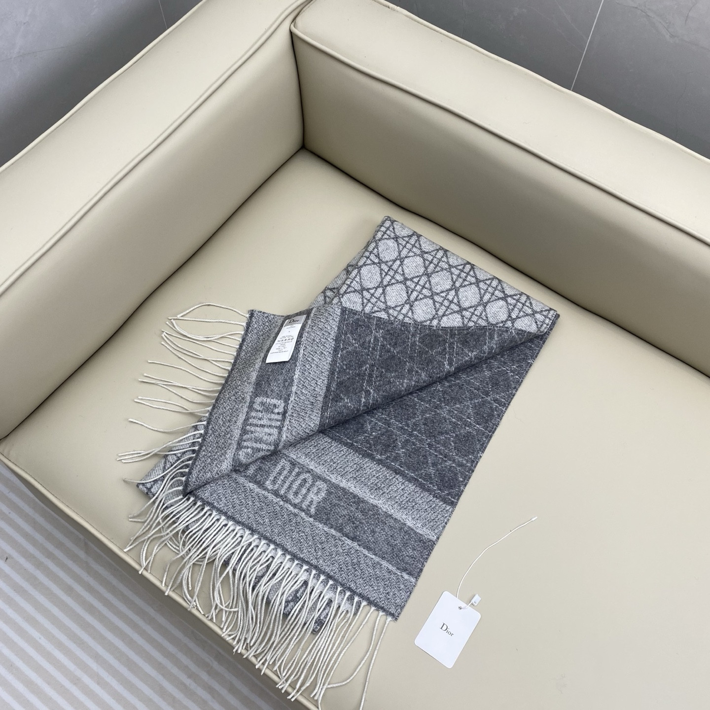 D10r cannage scarf 220x45cm 67% cashmere 43% virgin wool
