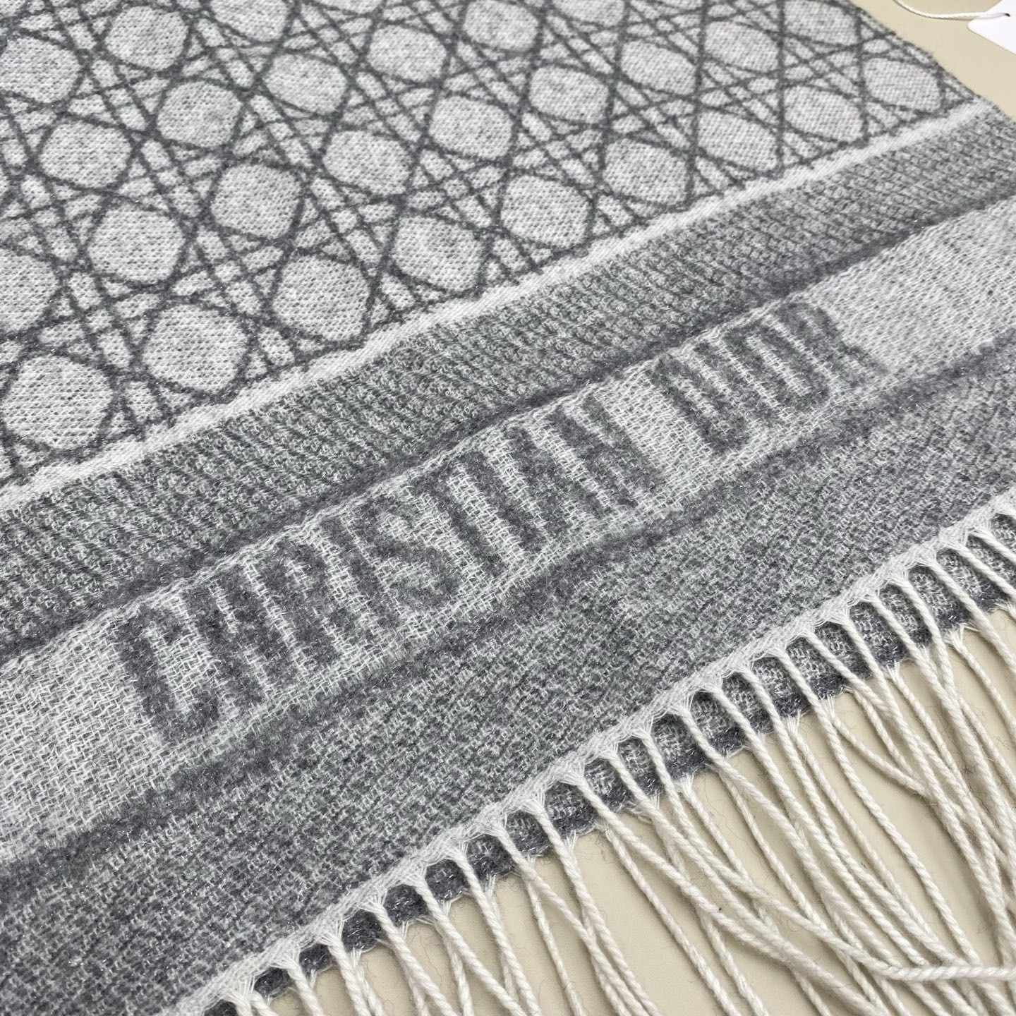 D10r cannage scarf 220x45cm 67% cashmere 43% virgin wool