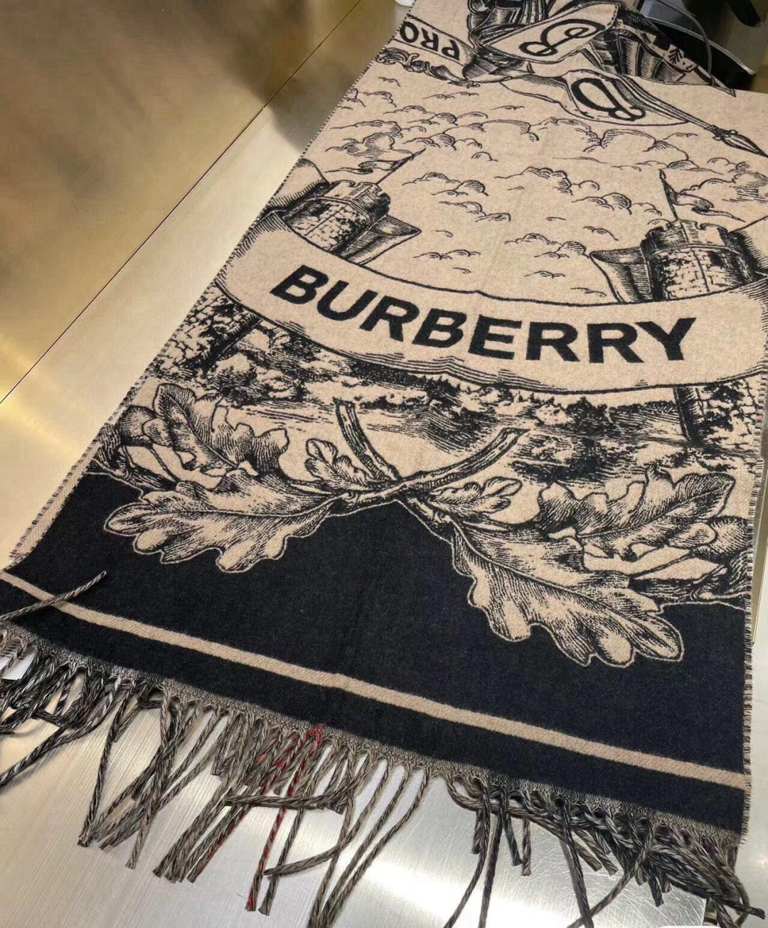 Bv*b*rry Wide Reversible EKD Cashmere scarf 50x210cm