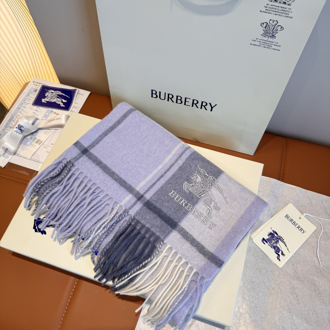 Bv*b*rry scarf 32x180cm