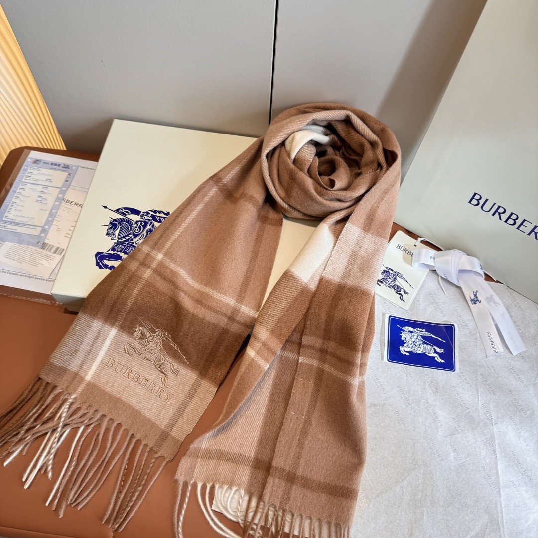 Bv*b*rry scarf 32x180cm