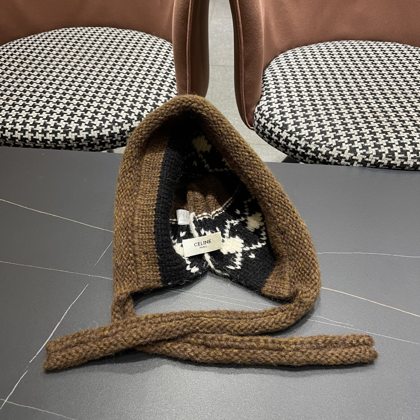 Ce1i*e knit trapper hat