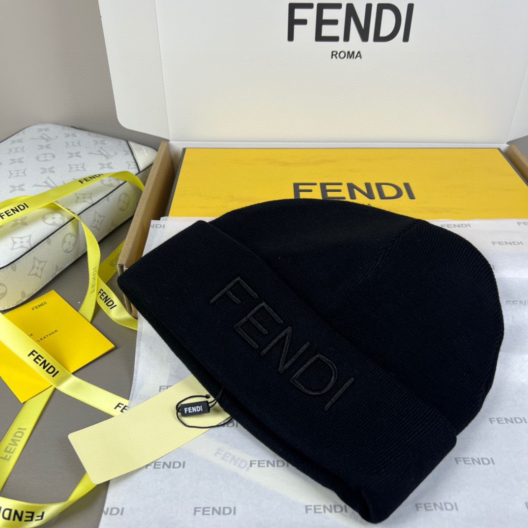 F**di beanie