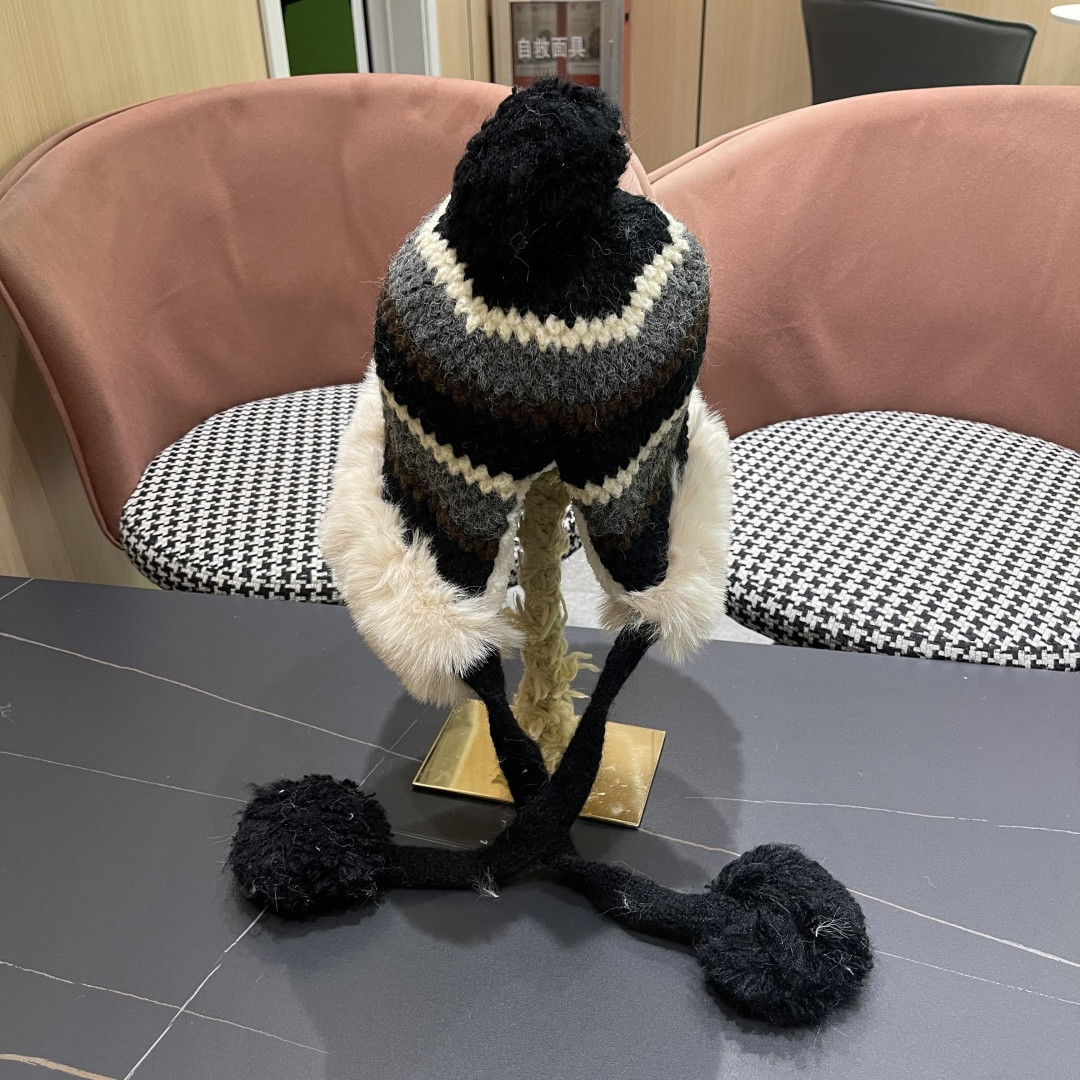 F**di knit trapper hat