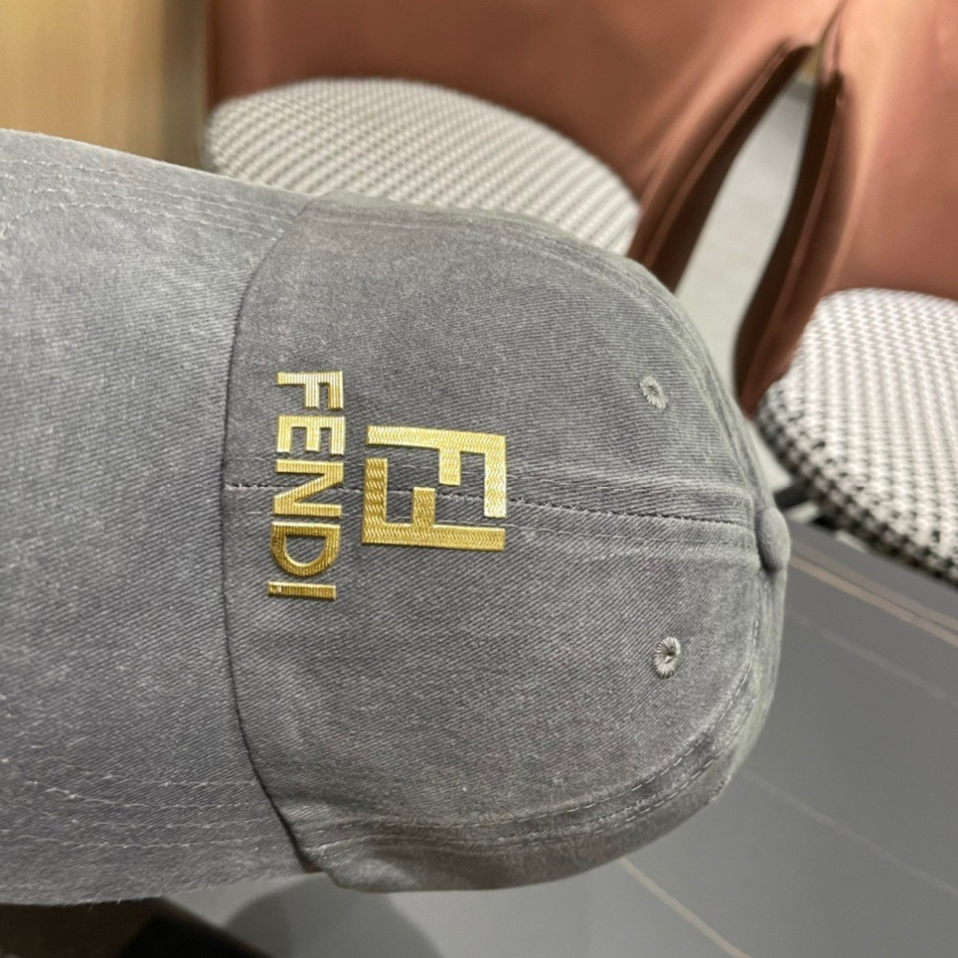 F**di baseball cap