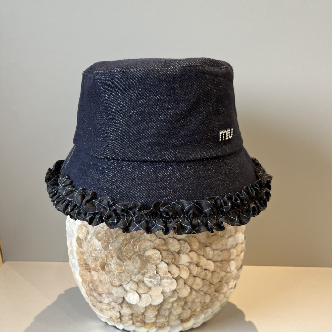 M1v M1v bucket hat 57cm head circumference