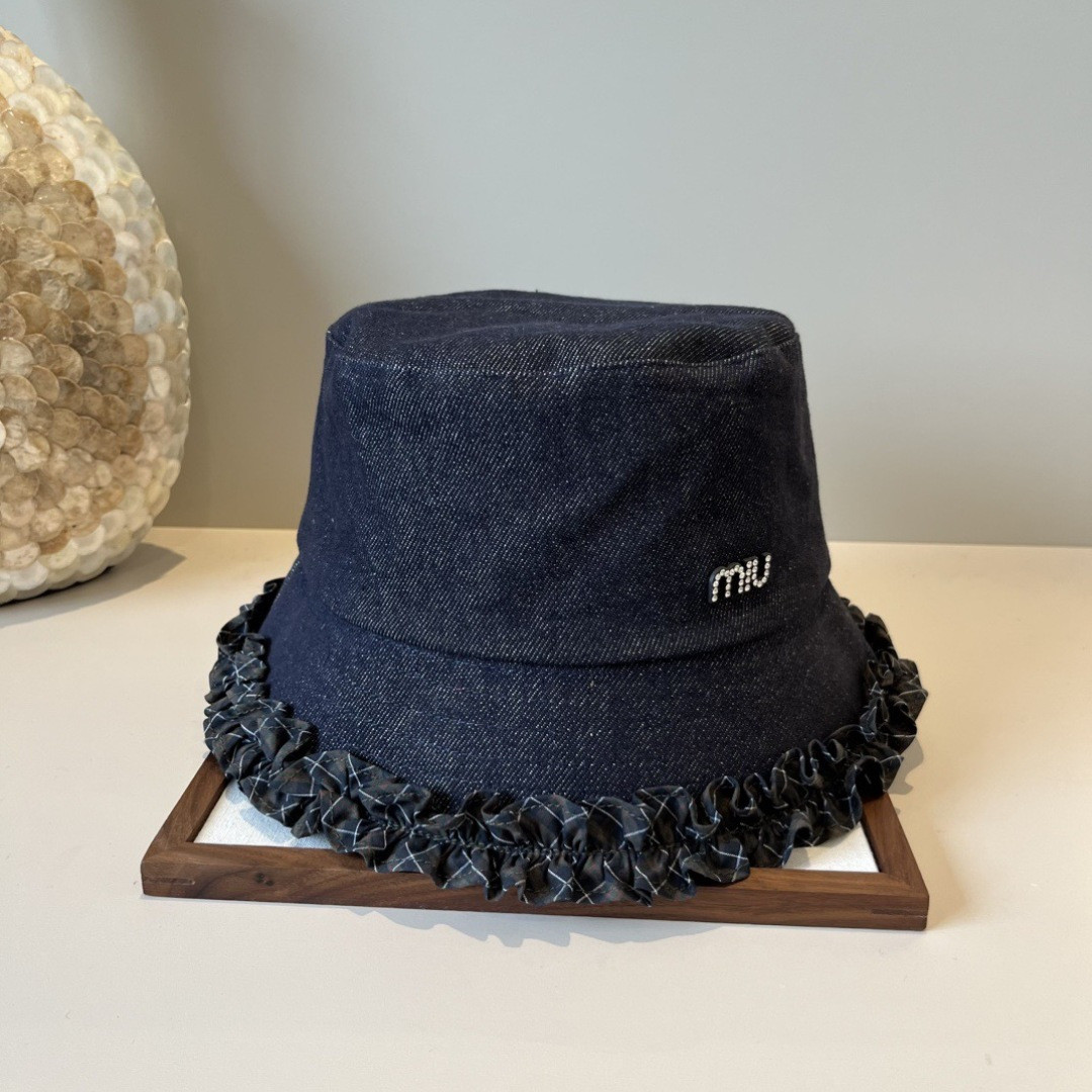 M1v M1v bucket hat 57cm head circumference