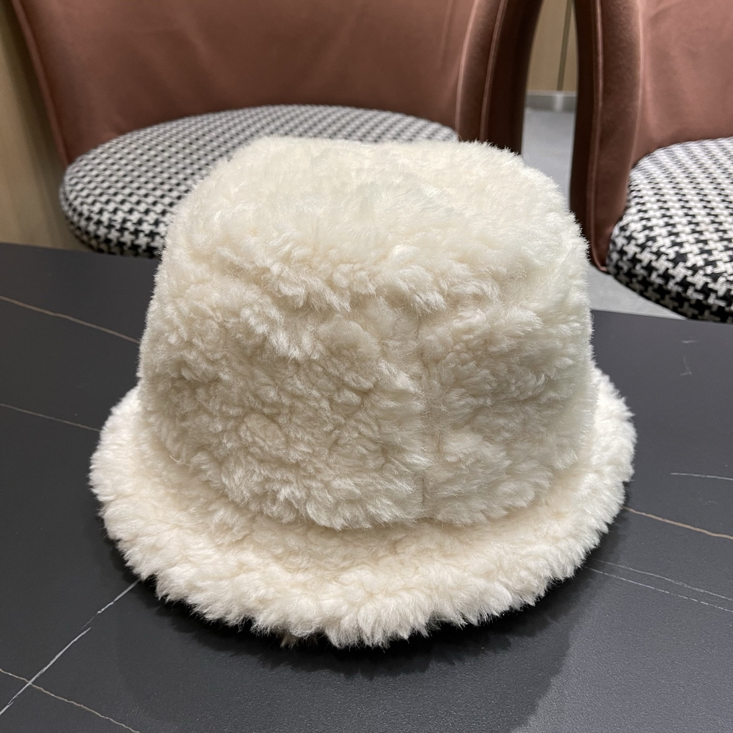 Gvc*1 bucket hat