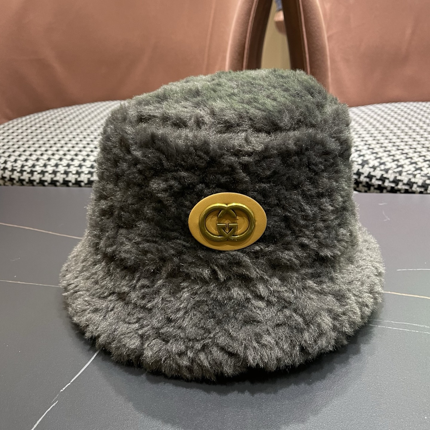 Gvc*1 bucket hat
