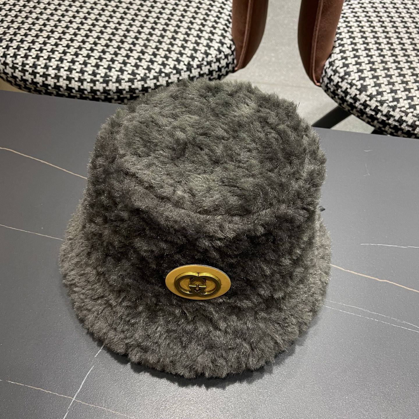 Gvc*1 bucket hat
