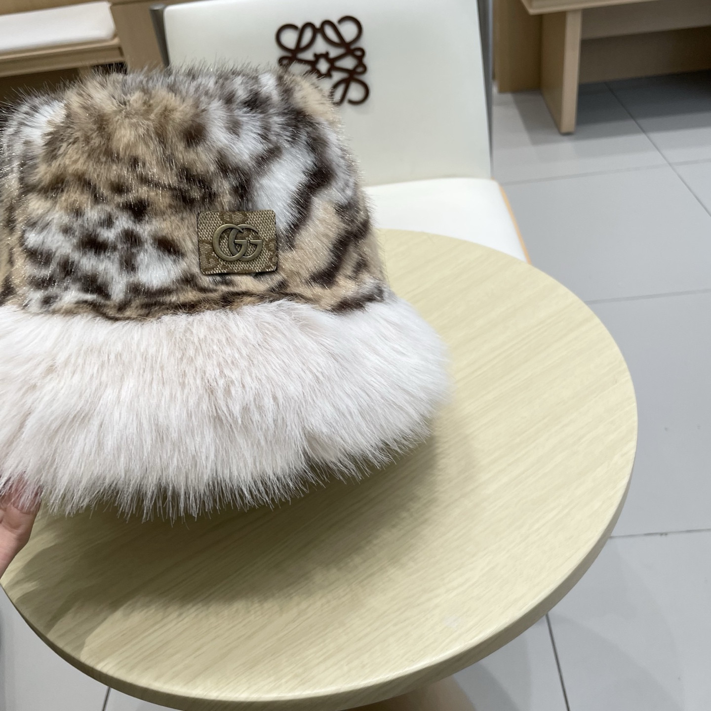 Gvc*1 bucket hat