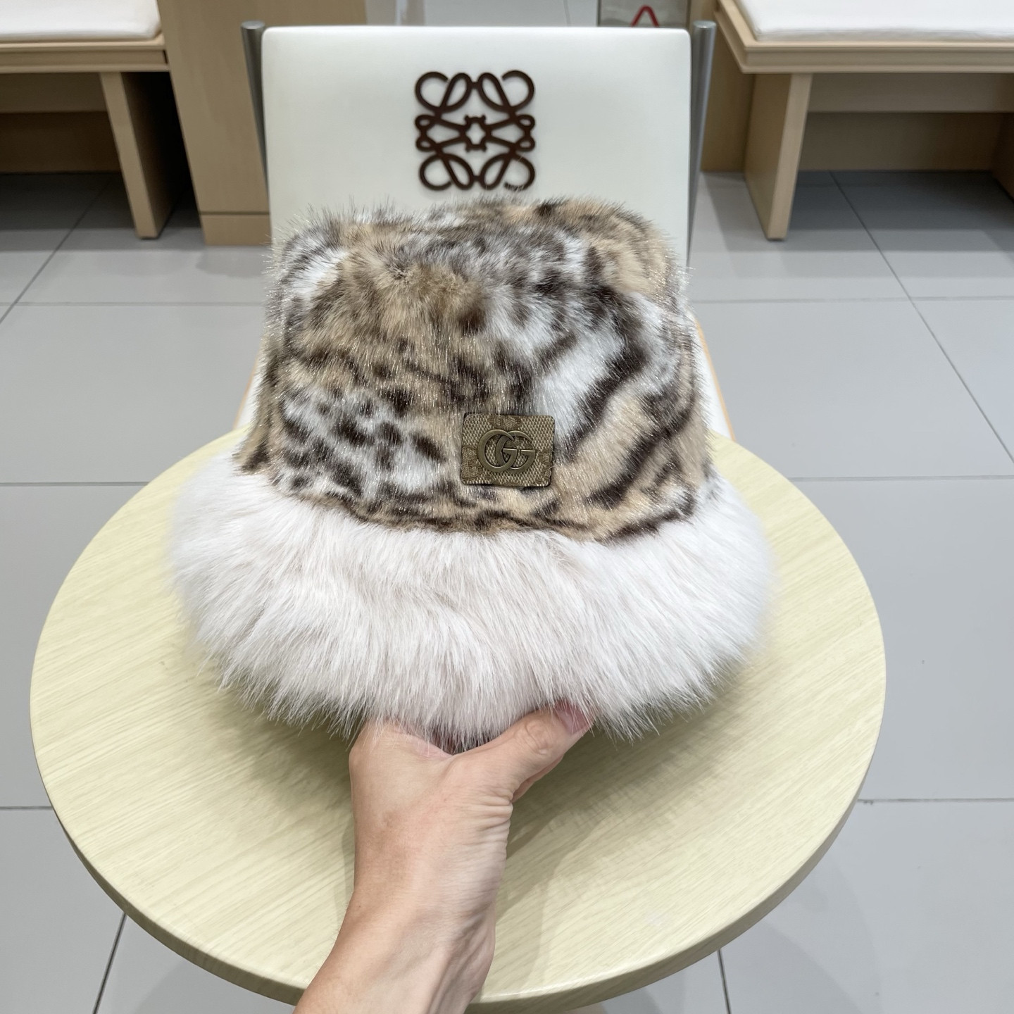 Gvc*1 bucket hat