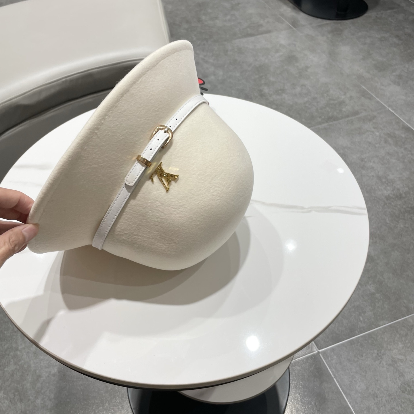l0vis Vvtt0n bucket hat 100% wool 57cm head circumference