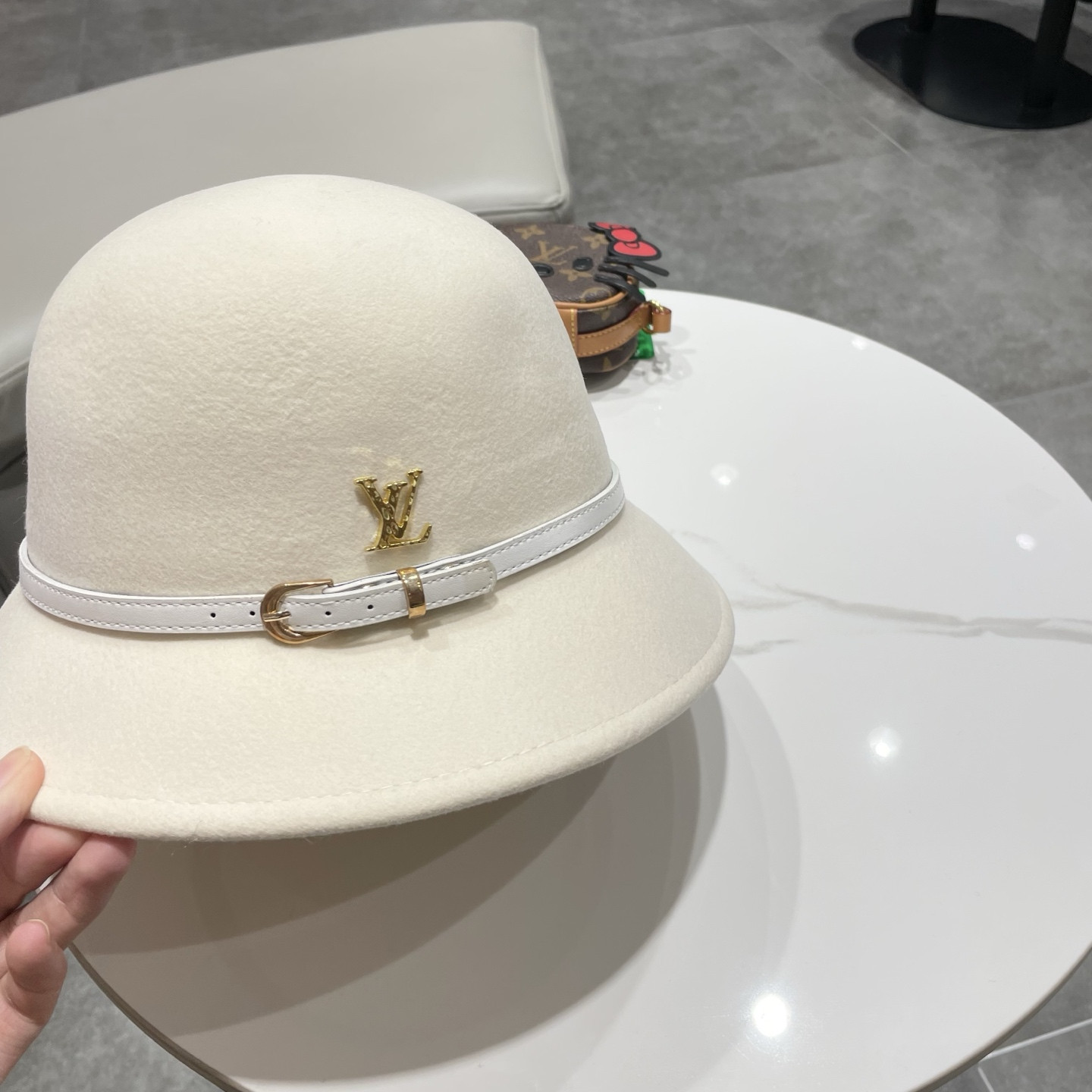 l0vis Vvtt0n bucket hat 100% wool 57cm head circumference