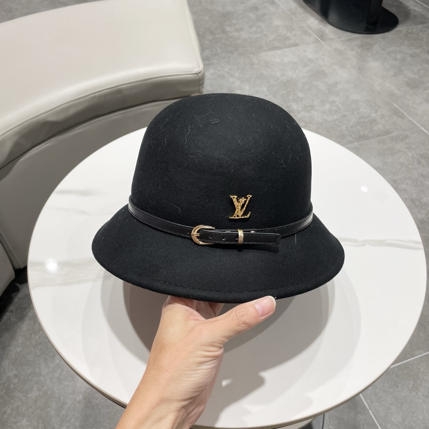 l0vis Vvtt0n bucket hat 100% wool 57cm head circumference