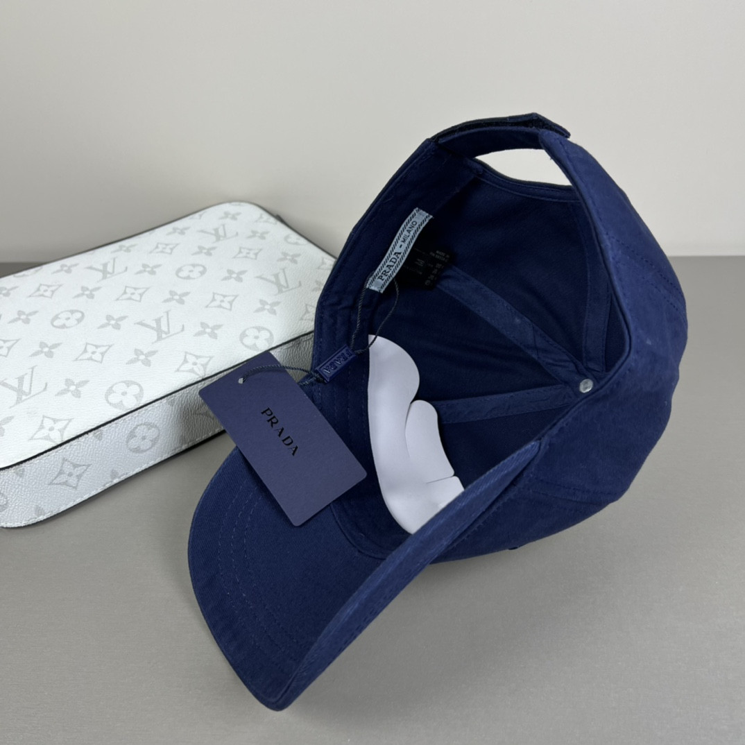 Pra*a baseball cap