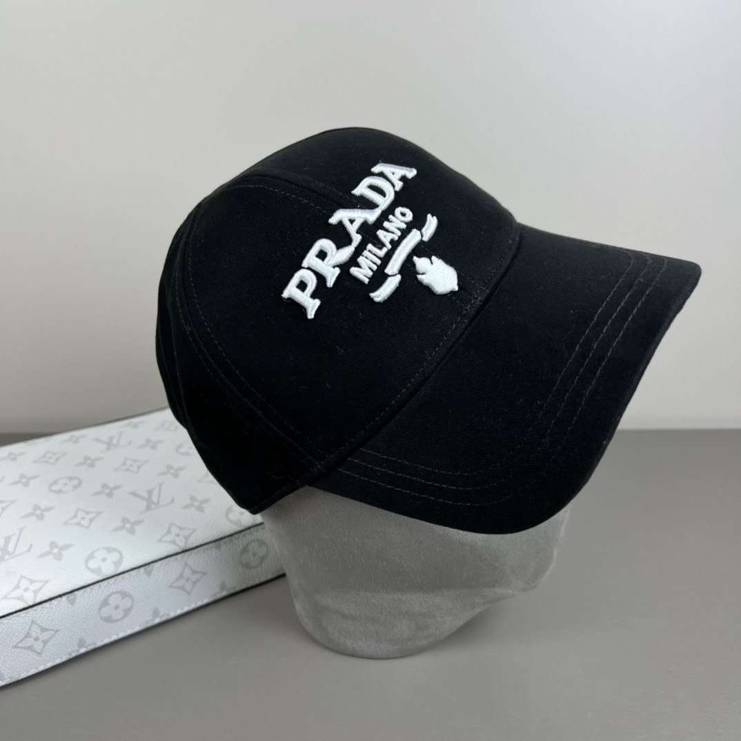 Pra*a baseball cap