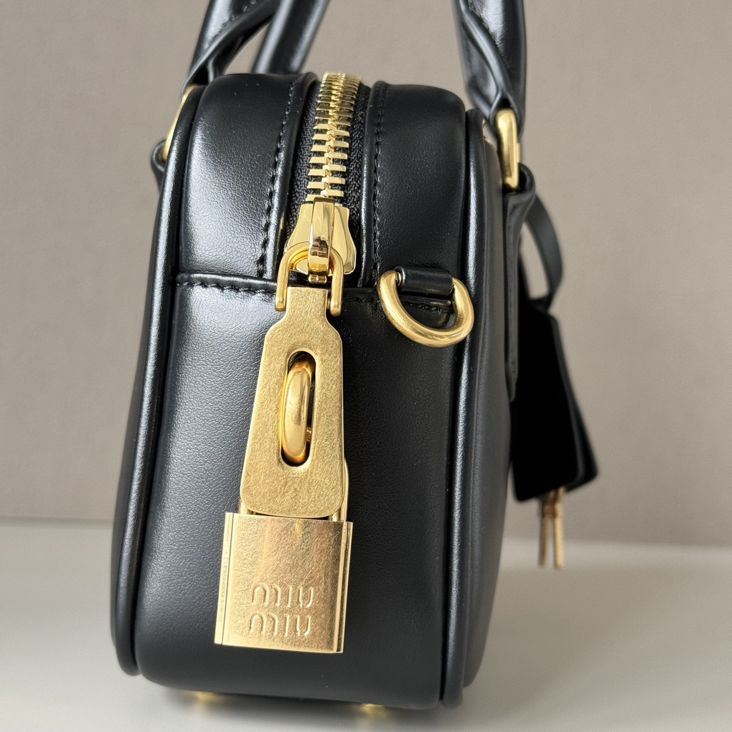 M1v M1v arcadie leather bag 13x19x6cm