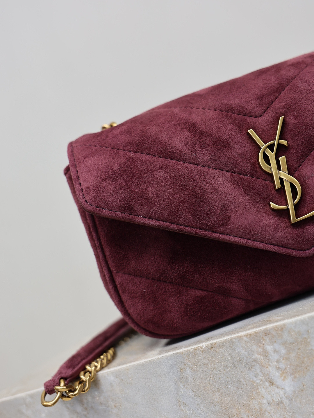 Y51 loulou mini in suede 20x12x5cm
