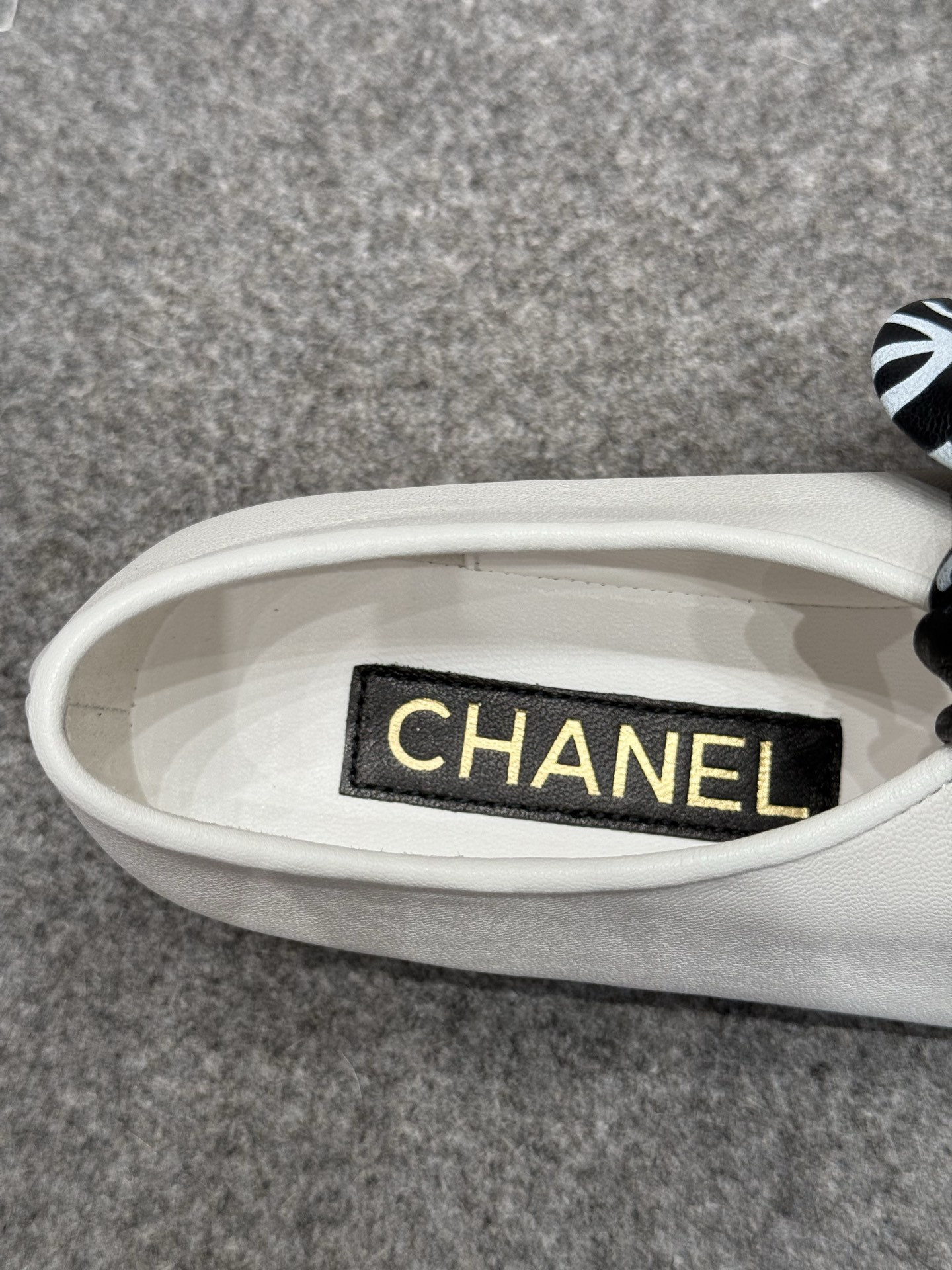 ua Ch**el mary janes