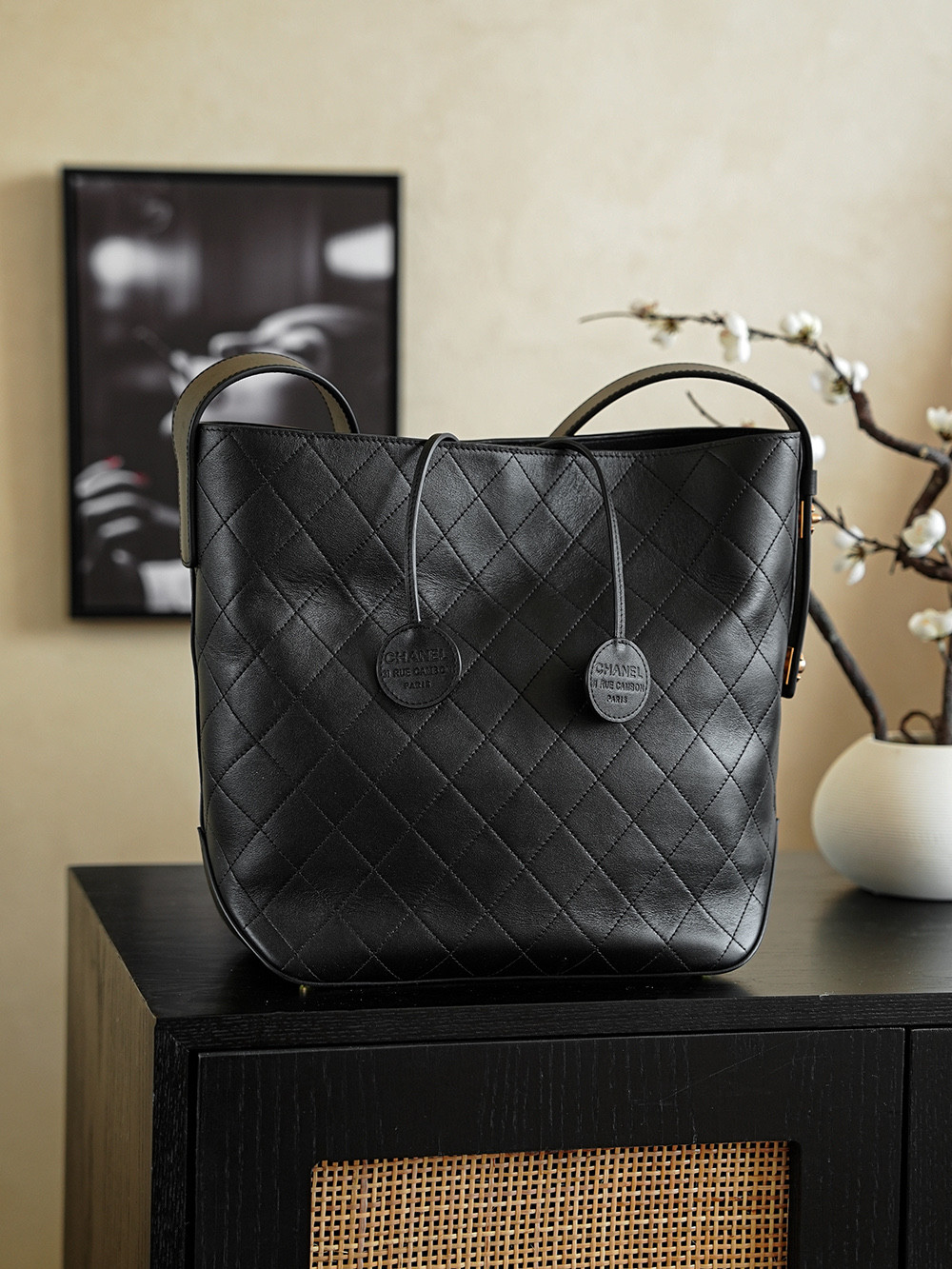 Ch**el 26c bucket bag 12x32x31cm
