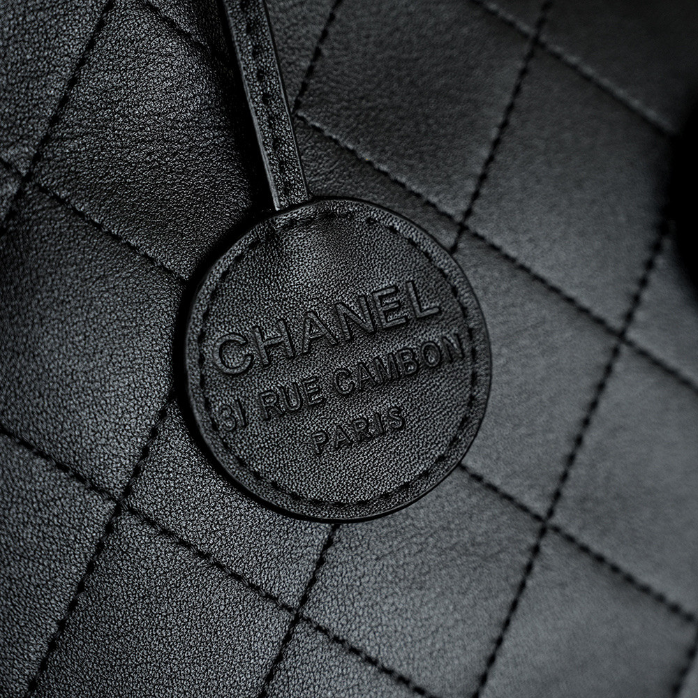 Ch**el 26c bucket bag 12x32x31cm