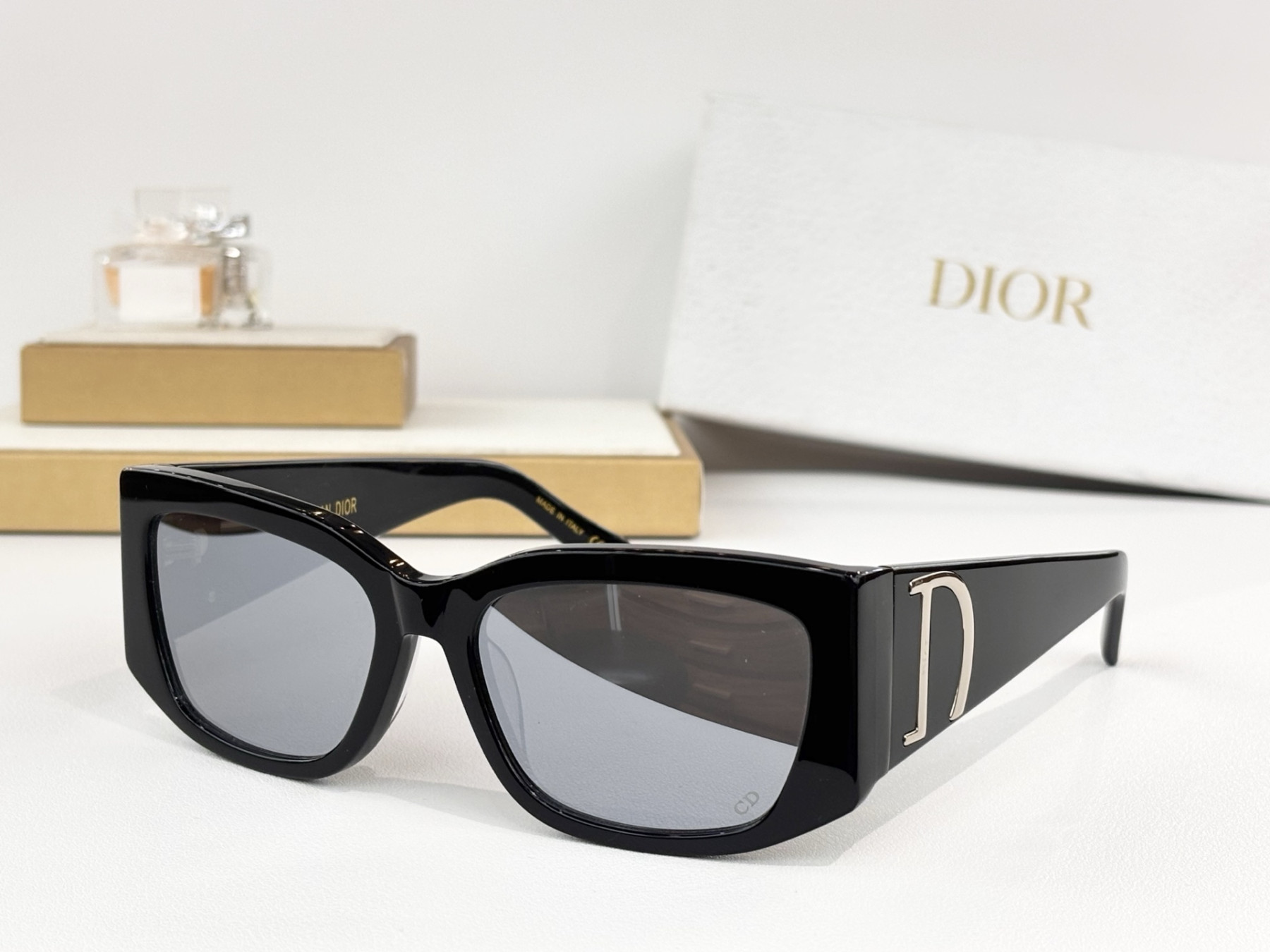 d10r glasses cd D1am0nd s11f 55-18-140