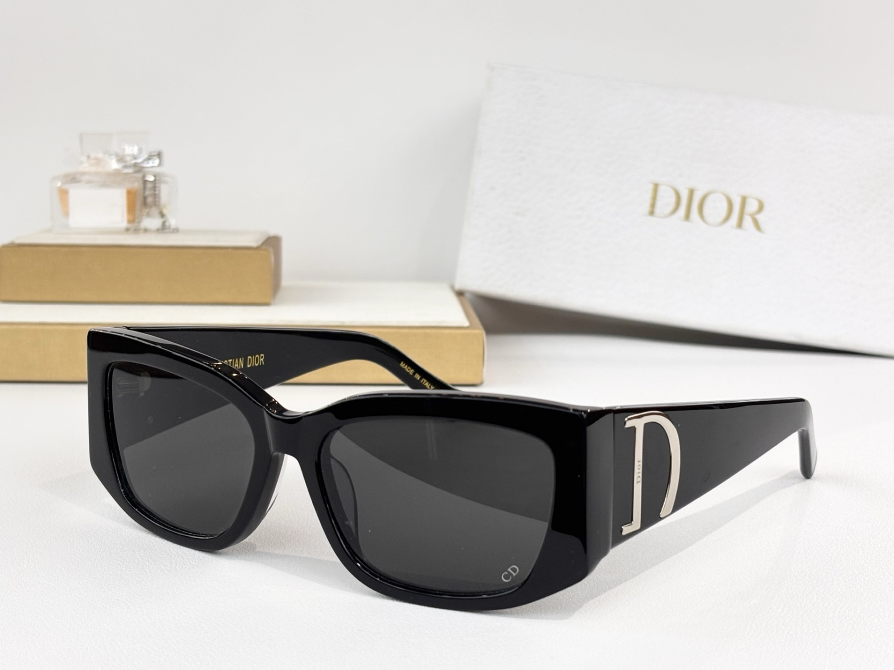 d10r glasses cd D1am0nd s11f 55-18-140