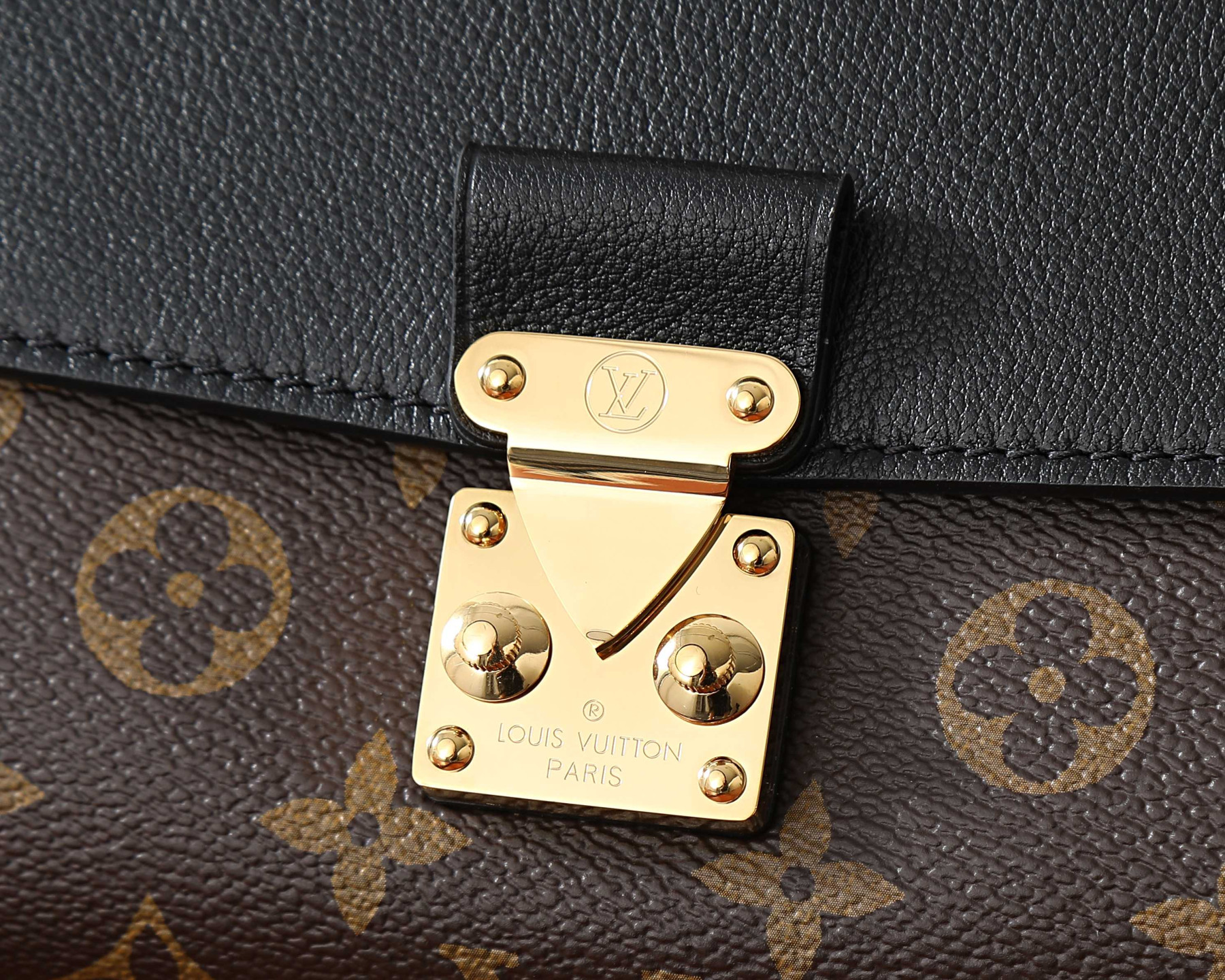 LV MADELEINE BB Handbag M27511 24.5x16x8cm