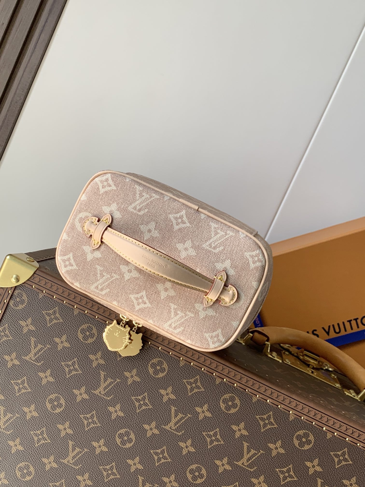 LV NICE Mini Makeup Bag M15170 20x13.5x12cm