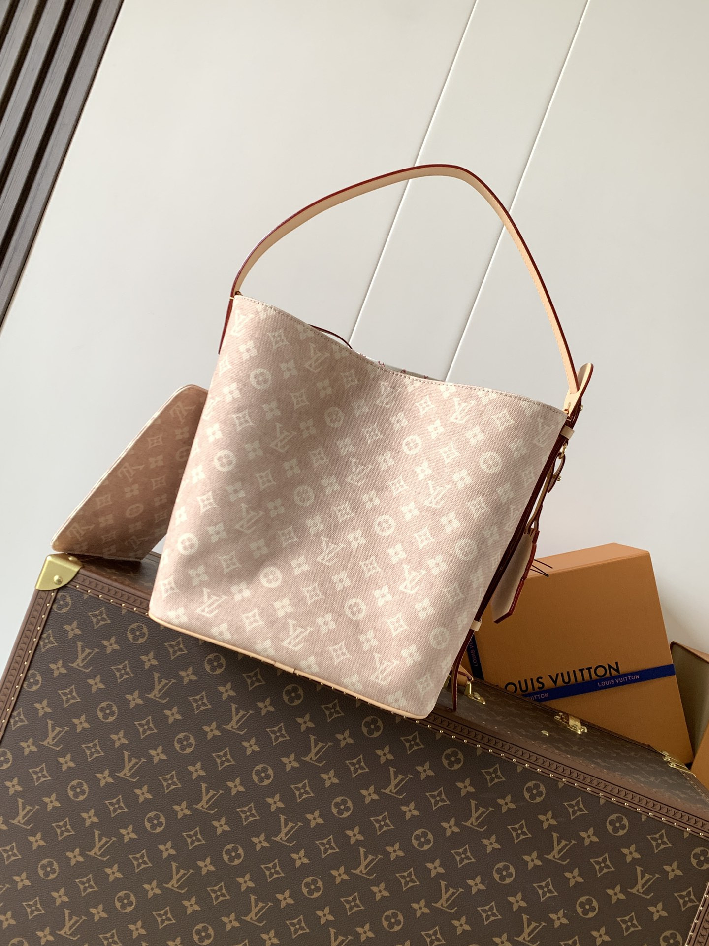 LV ALL IN Large Handbag M25727 26x31x18cm
