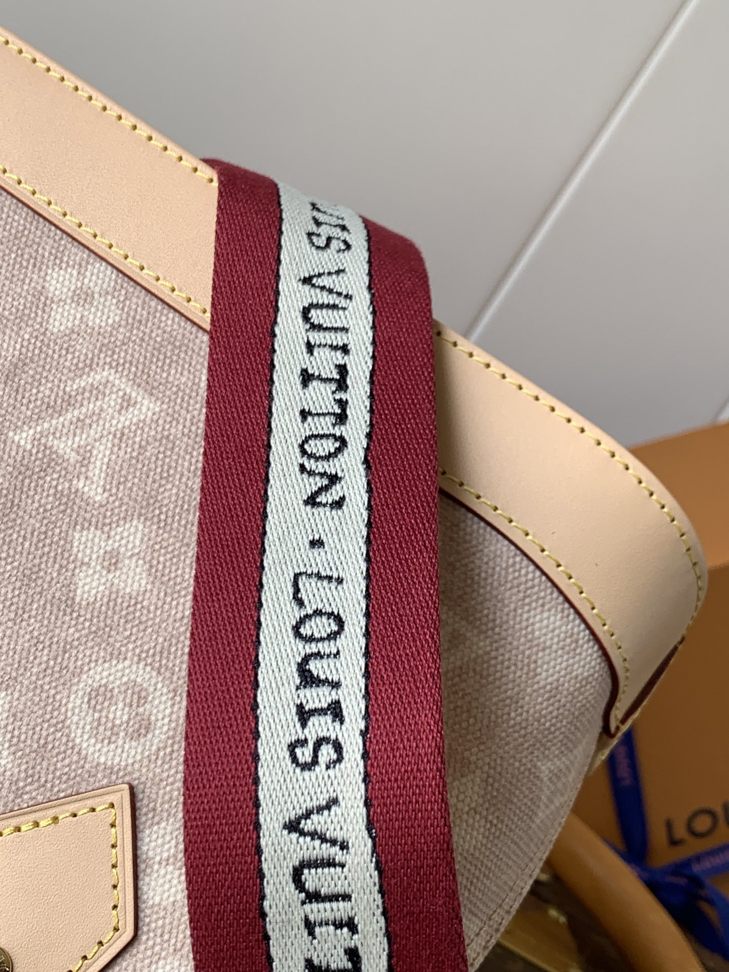 LV ALMA BB Handbag M25728 23.5x17.5x11.5cm