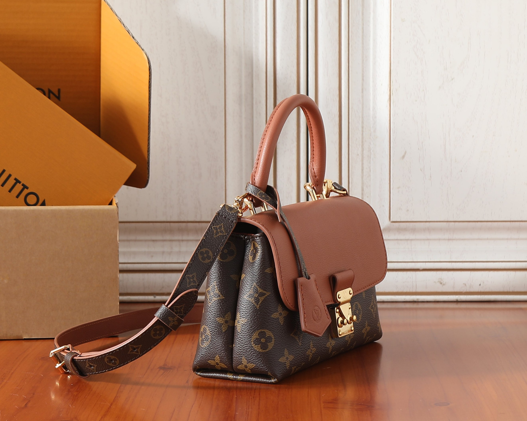 LV Madeleine BB M28288 24.5x16x8cm