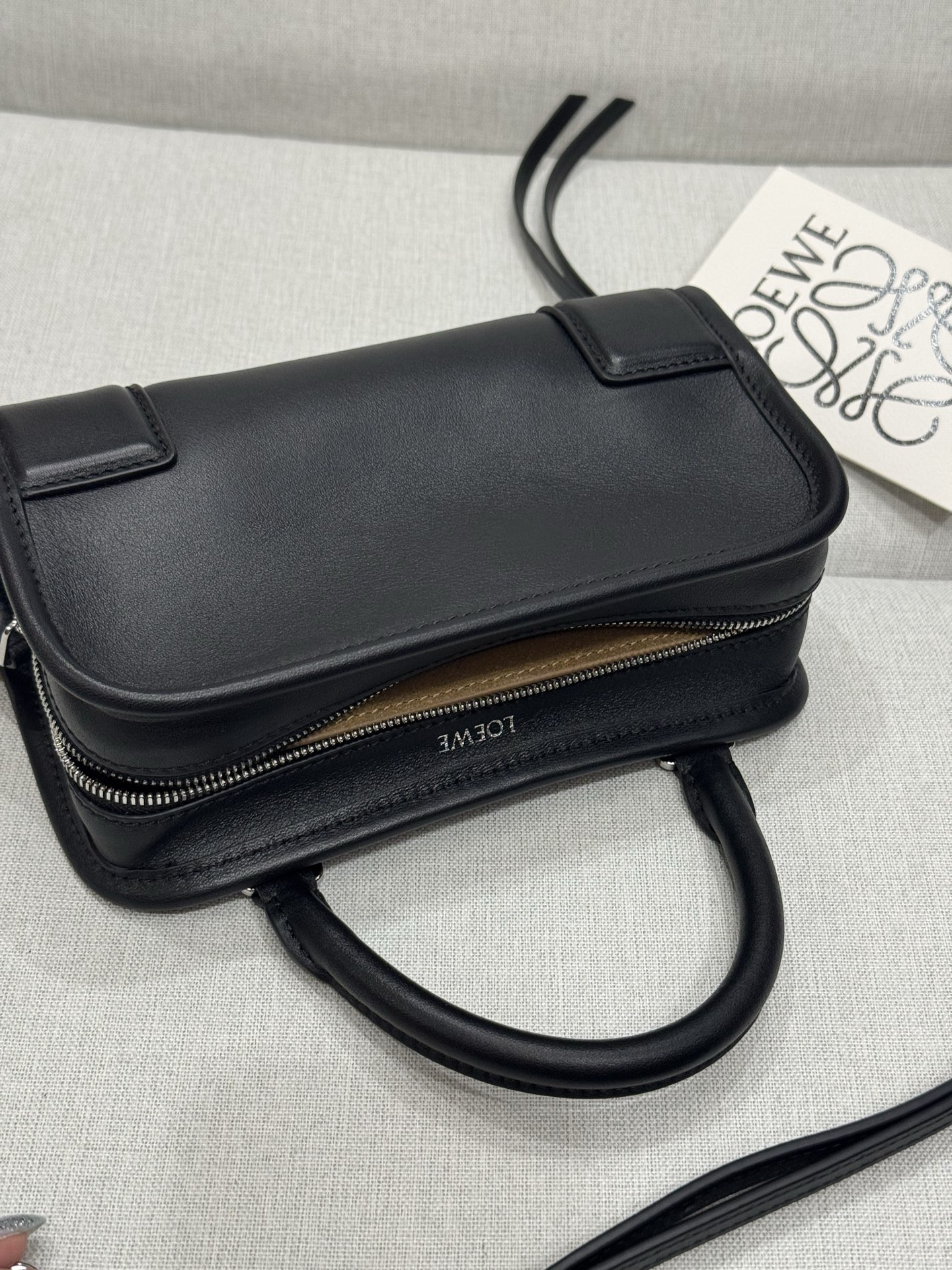 L0ew* mini amazona 180 bag 11.5x20x7cm