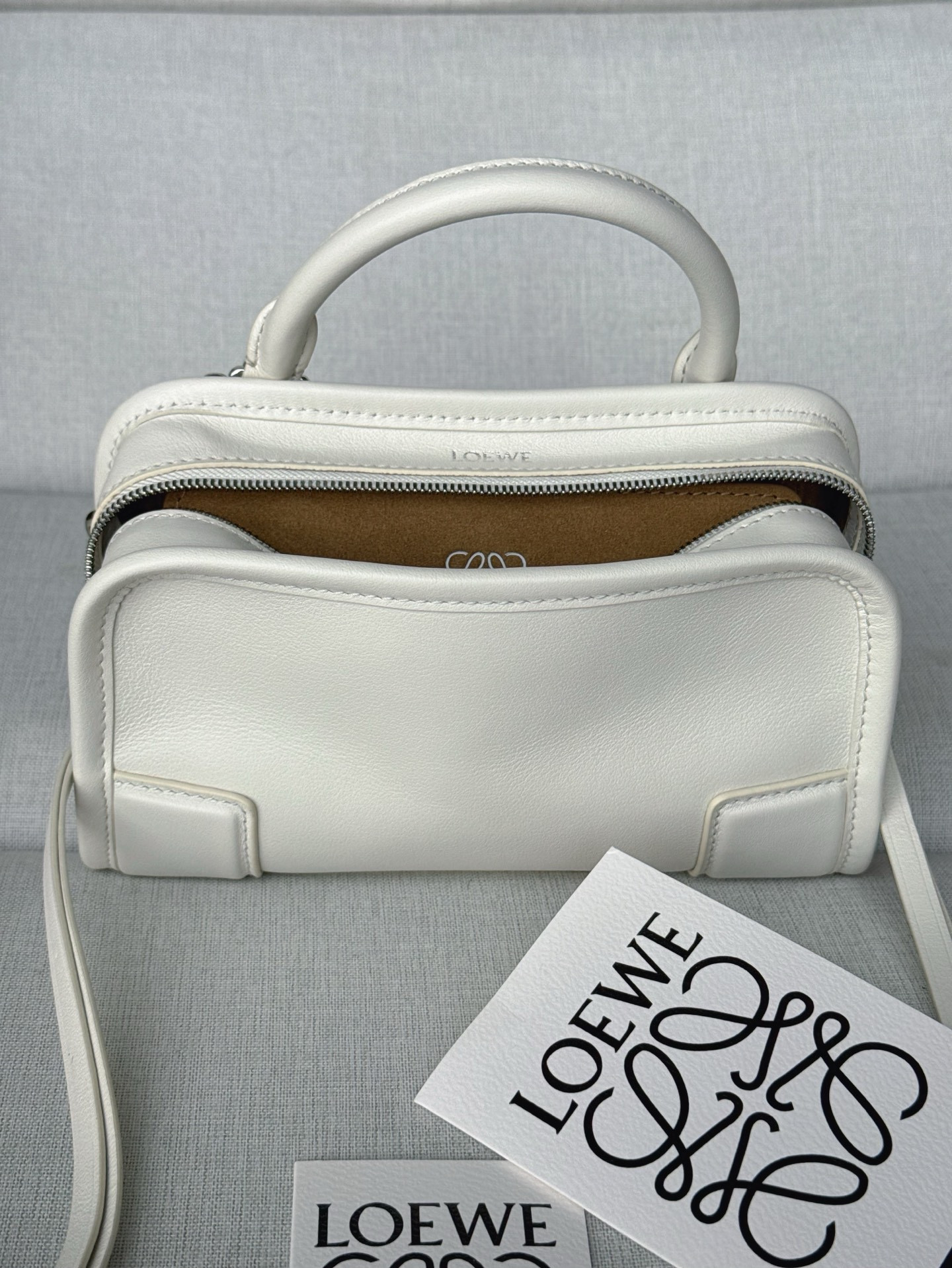 L0ew* mini amazona 180 bag 11.5x20x7cm