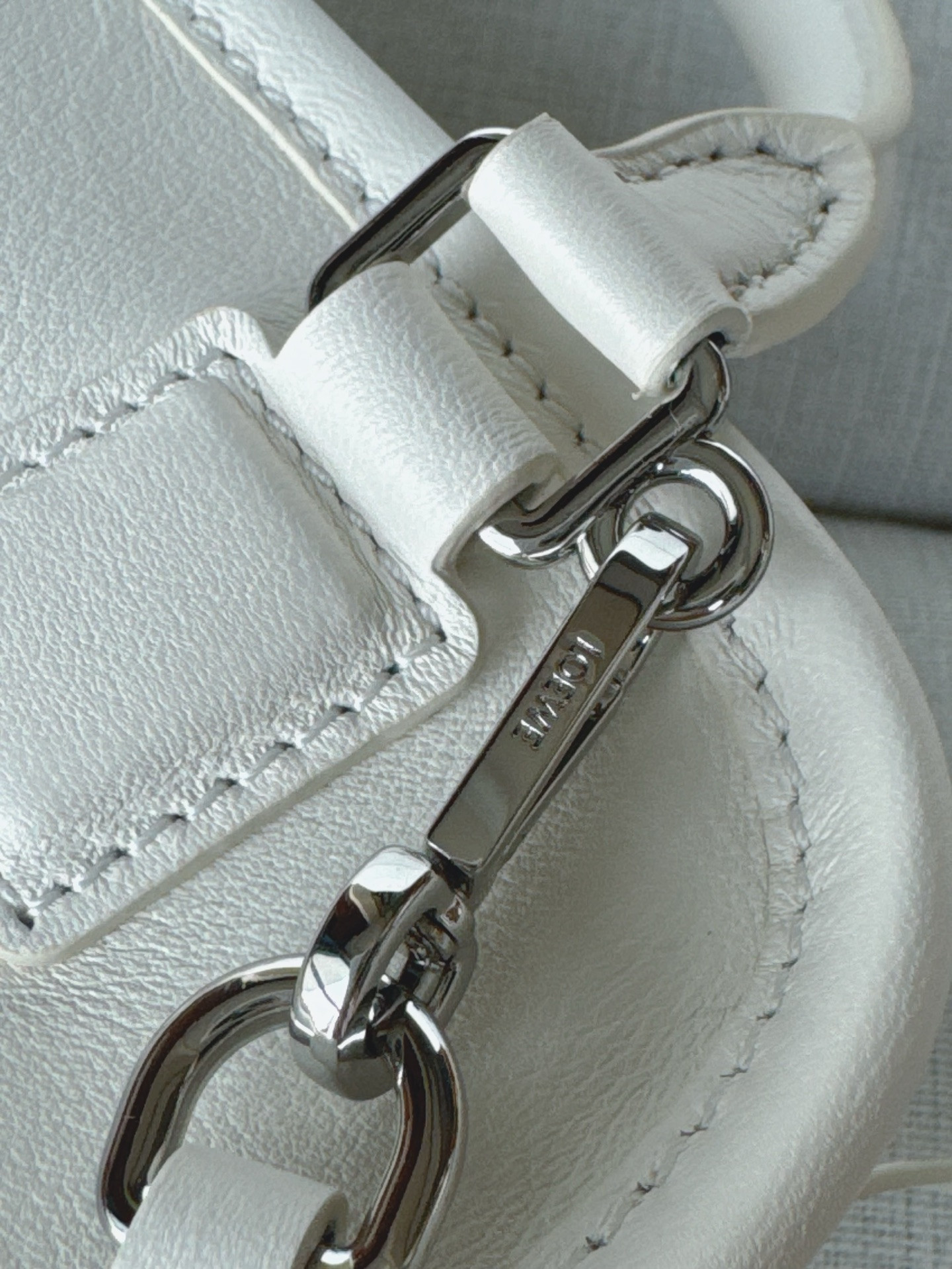 L0ew* mini amazona 180 bag 11.5x20x7cm